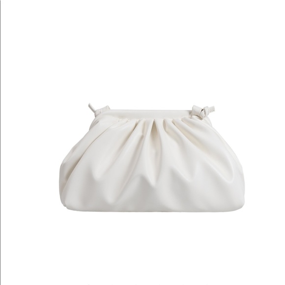 🔄 MONTERREY White Vegan Pouch Clutch Crossbody - Picture 5 of 10